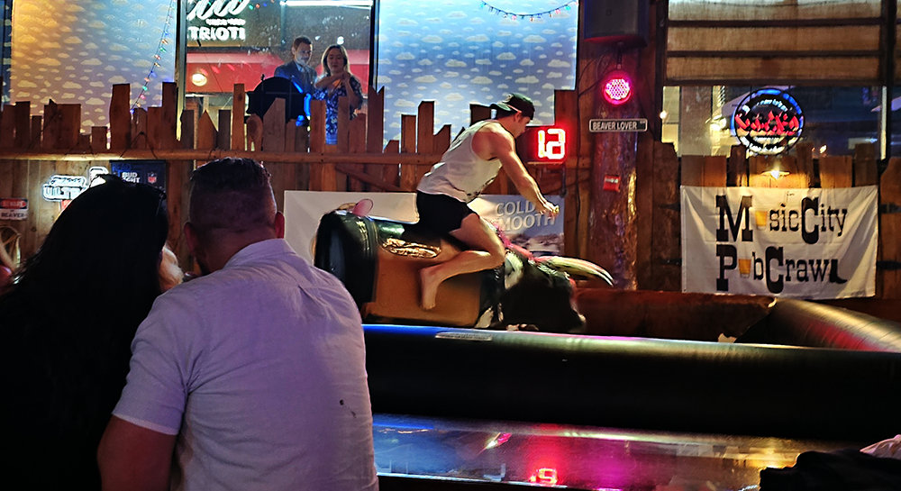 Bull riding at Wild Beaver
